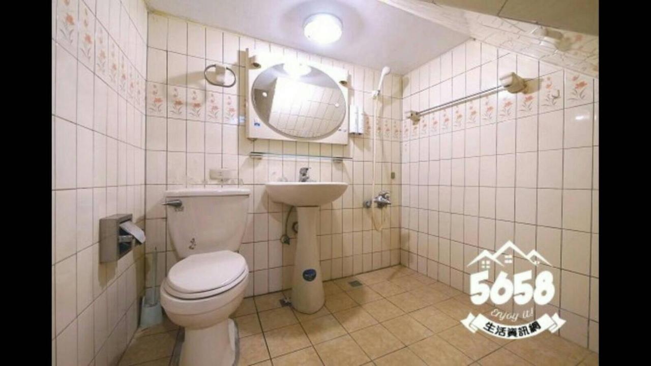 شقة Fengjia Pig'S House تايتشونغ المظهر الخارجي الصورة